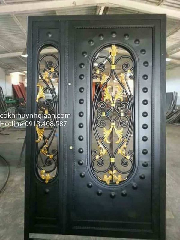 Cửa đi sắt mỹ thuật