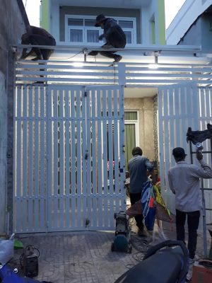 Cửa cổng sắt đẹp