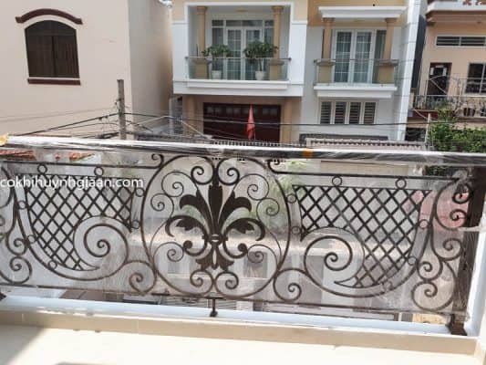 Ban công sắt uốn đẹp